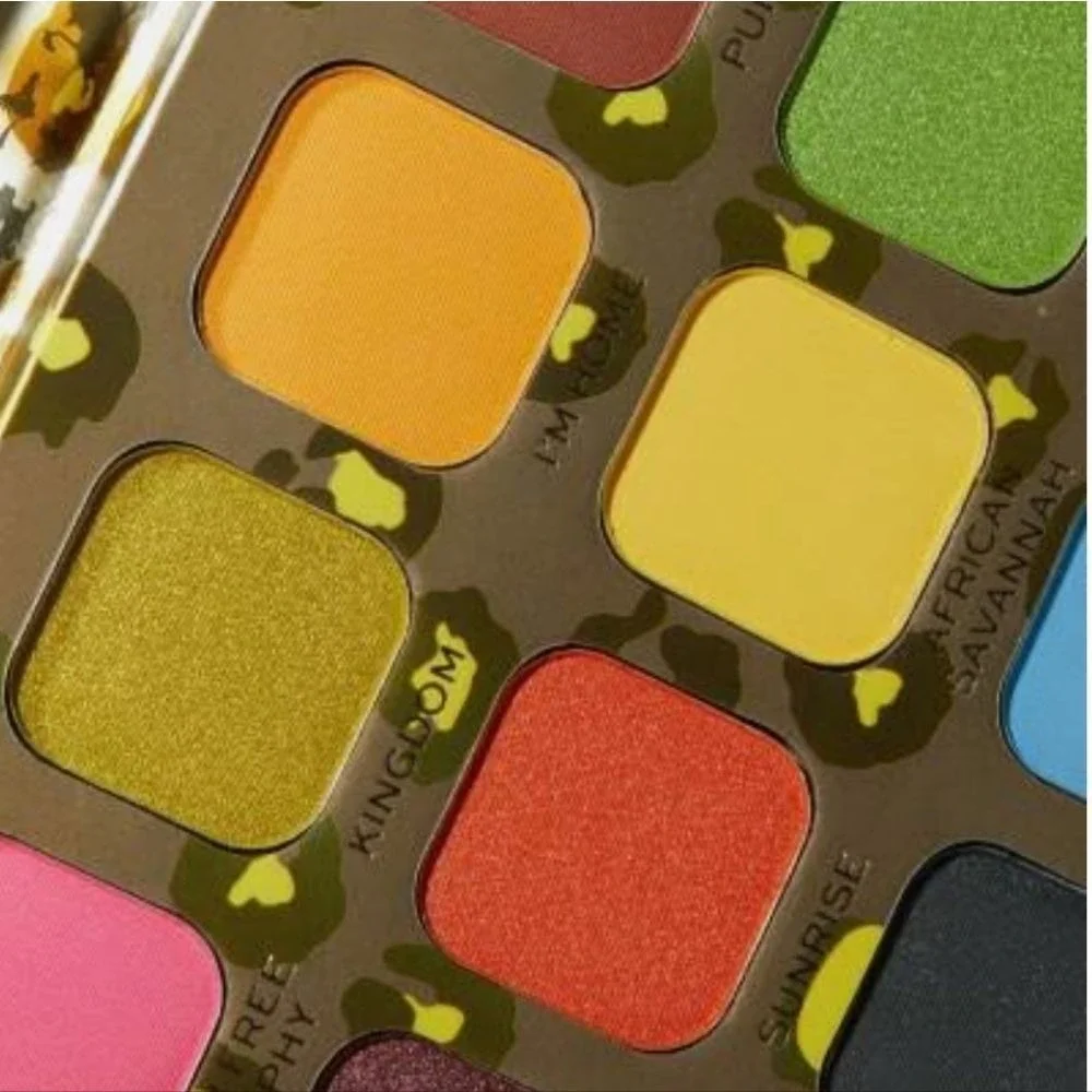 Makeup Revolution‎ X Disney The Lion King Hakuna Matata Shadow Palette